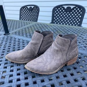 Madden girl booties size 10